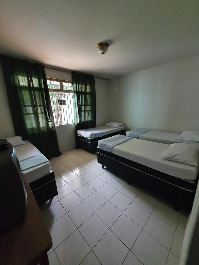 Hostel Umuarama Uberlândia Zewnętrze zdjęcie
